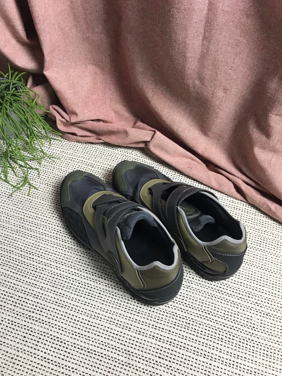 키코 코스타티노브 하크만 슈 캐슬락 상품이미지1