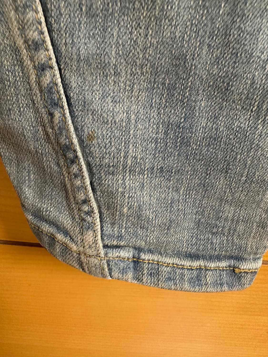 넥스트도어립스 코티드 트위스트 진 상품이미지3