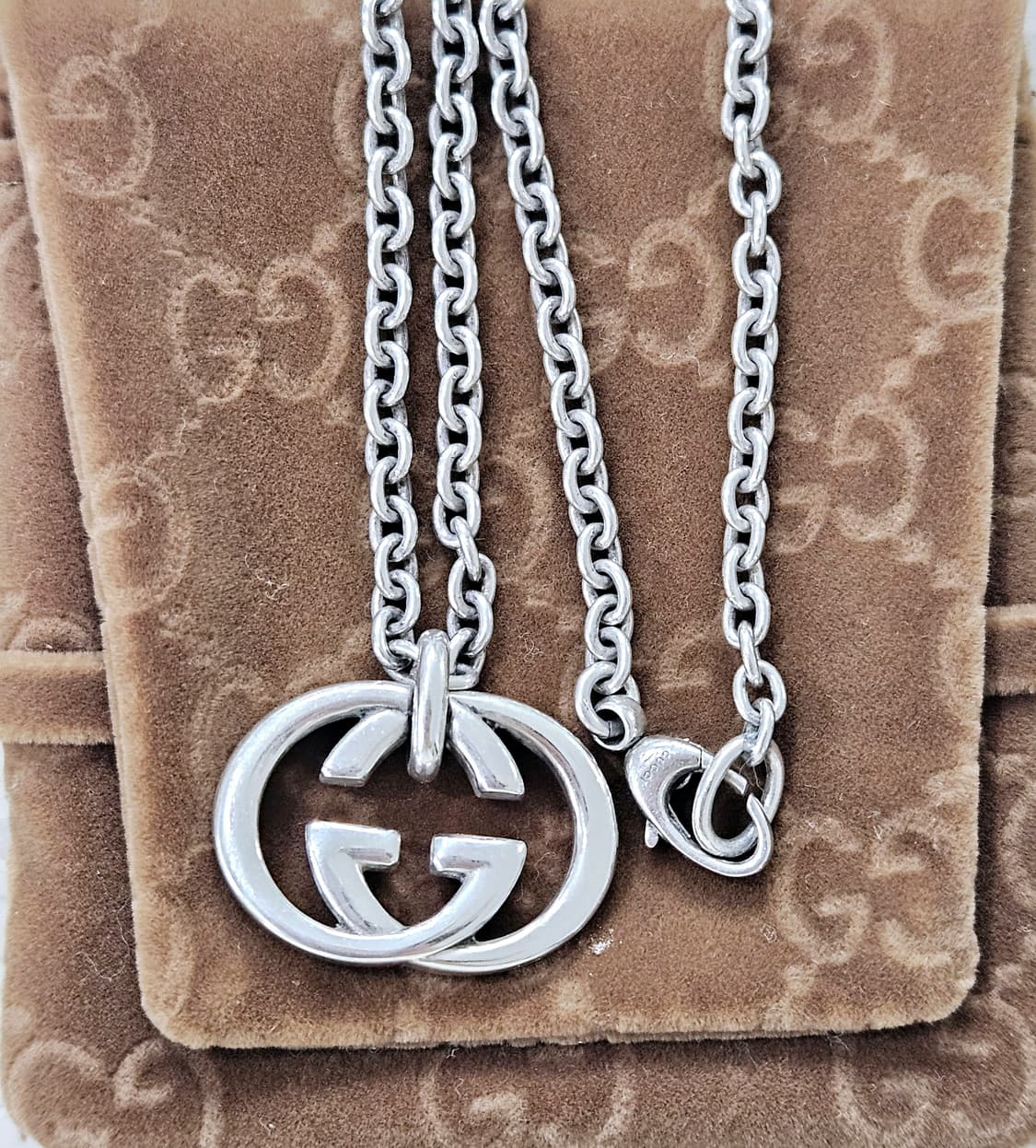구찌 인터로킹 G 실버 라지펜던트 목걸이 [정품] 상품이미지3