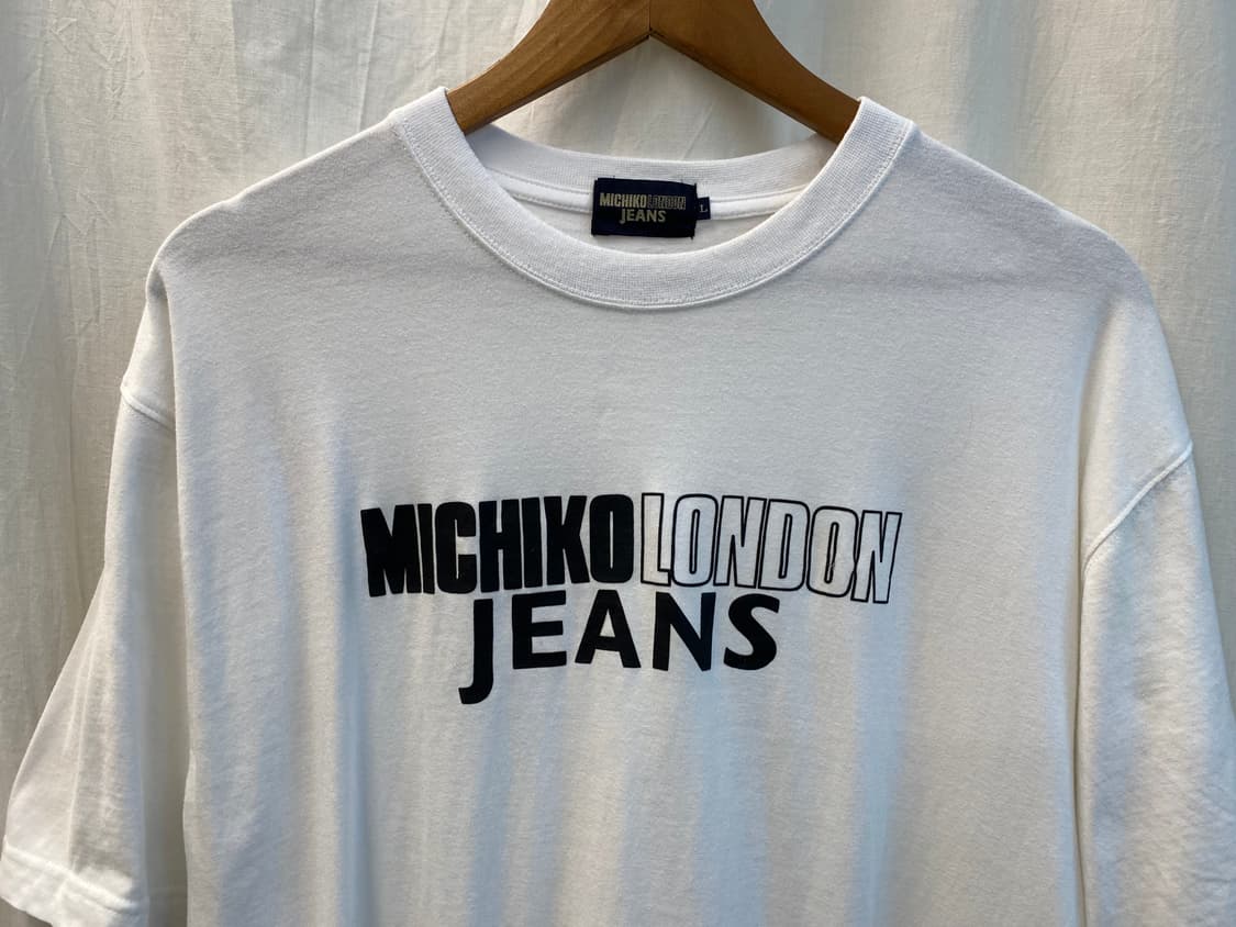 MICHIKO LONDON JEANS 화이트 반팔티셔츠(L) 상품이미지3