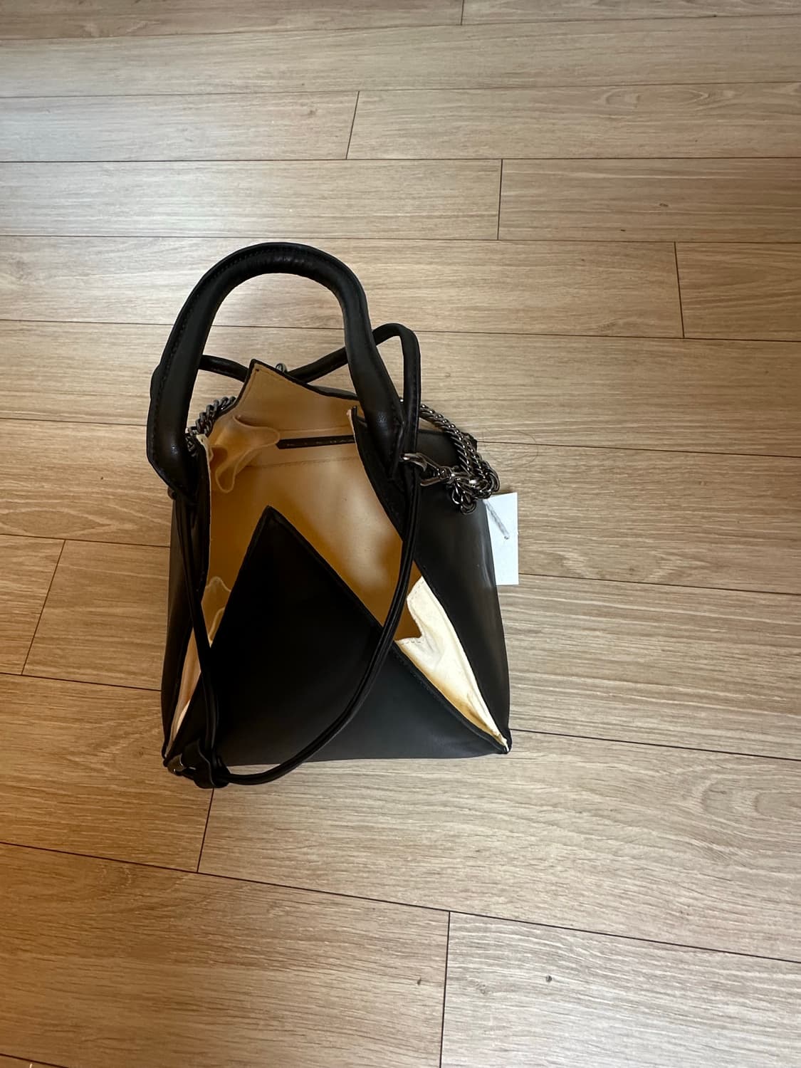 미샤 가죽 손가방 상품이미지7