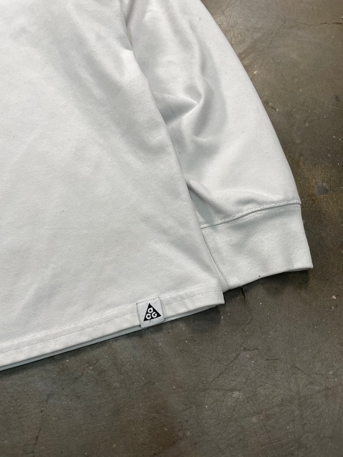 나이키 ACG 롱 슬리브 상품이미지3