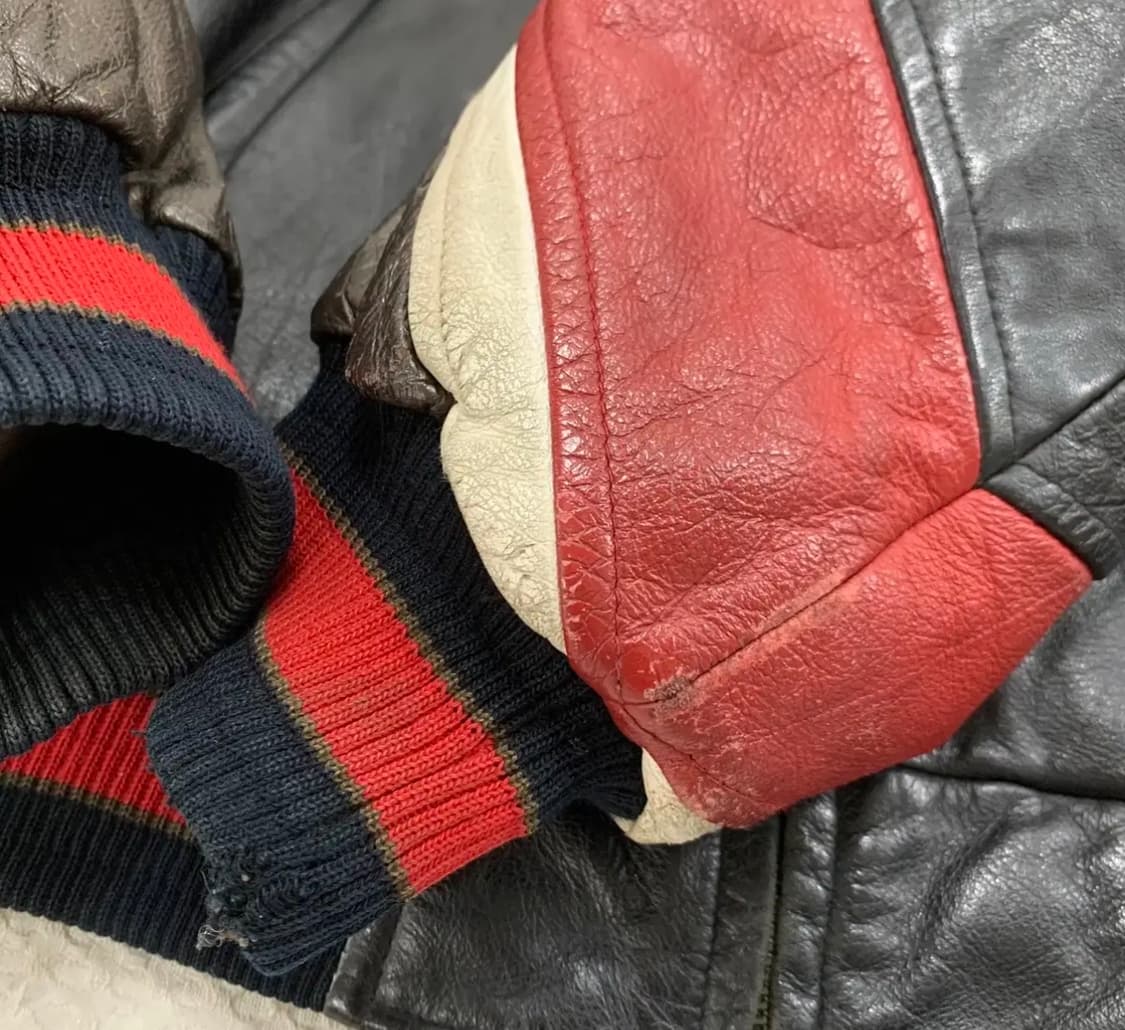 NFL Buccaneers Leather Jacket 상품이미지6