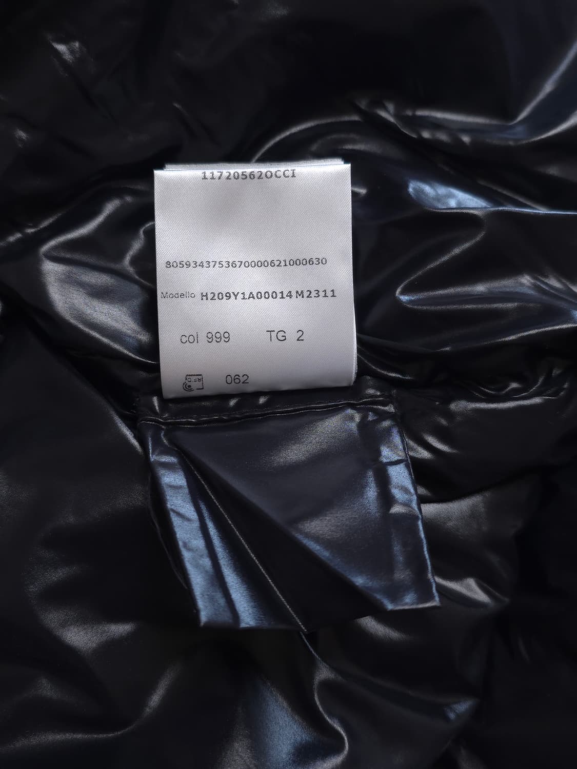 [2] 몽클레어 알릭스 22FW 알몬드 패딩 블랙 상품이미지10