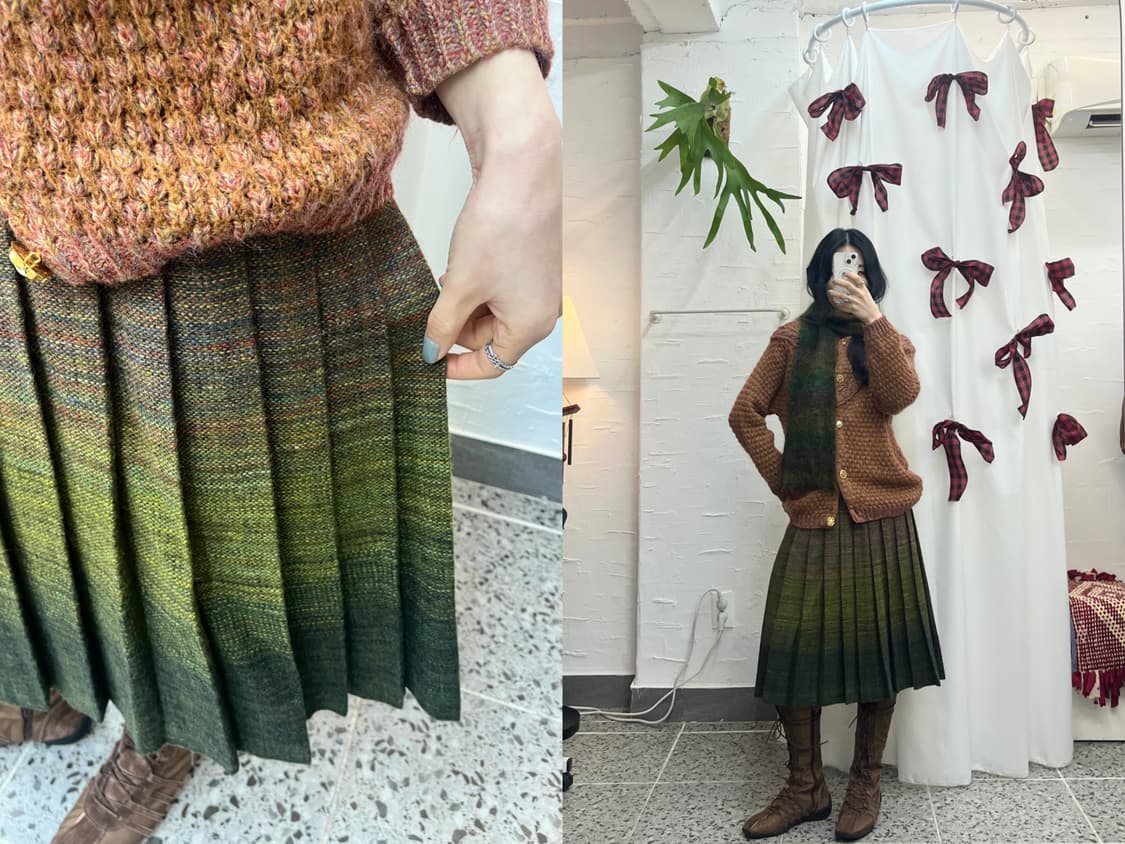 Green ombré pleated wool skirt 상품이미지1