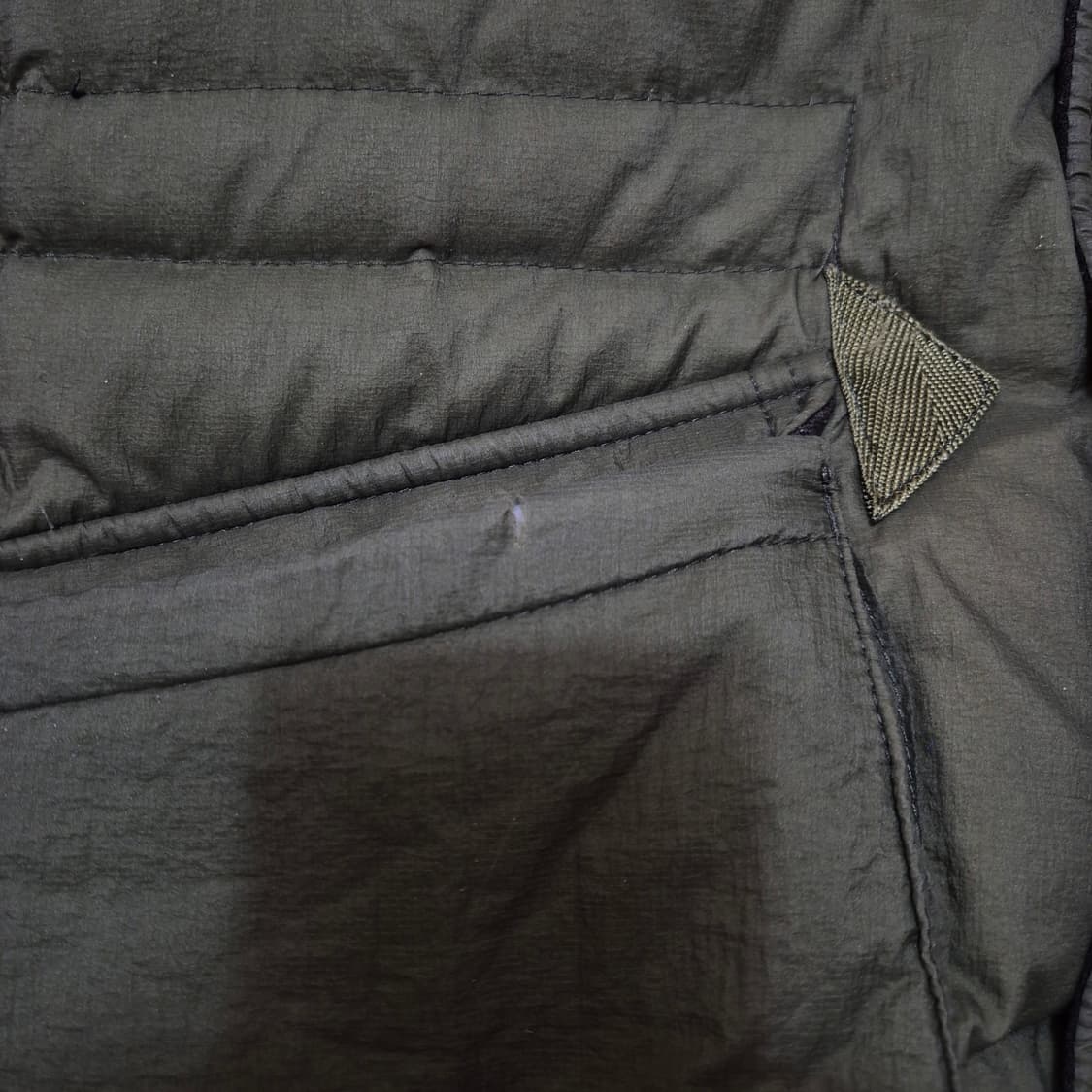 인터메조 카키 모직 덕다운 야상 후드 패딩 점퍼 M(95) 상품이미지4