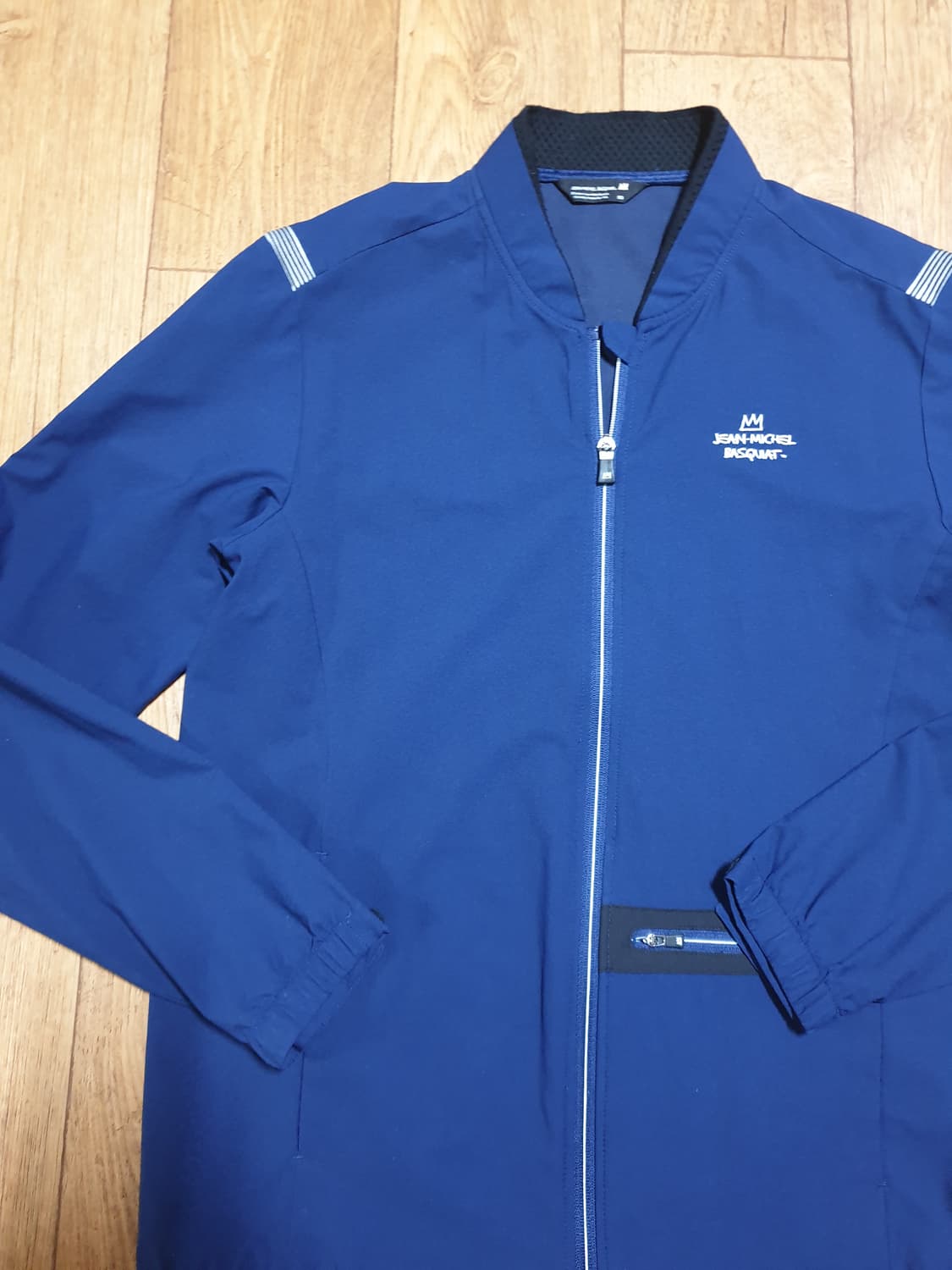 1089 장미쉘바스키아 집업 95 사이즈입니다 상품이미지4