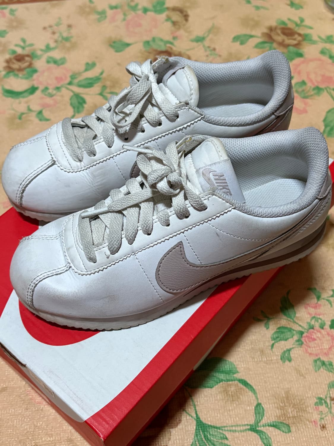 나이키 코르테즈 화이트 플래티넘 바이올렛 상품이미지3