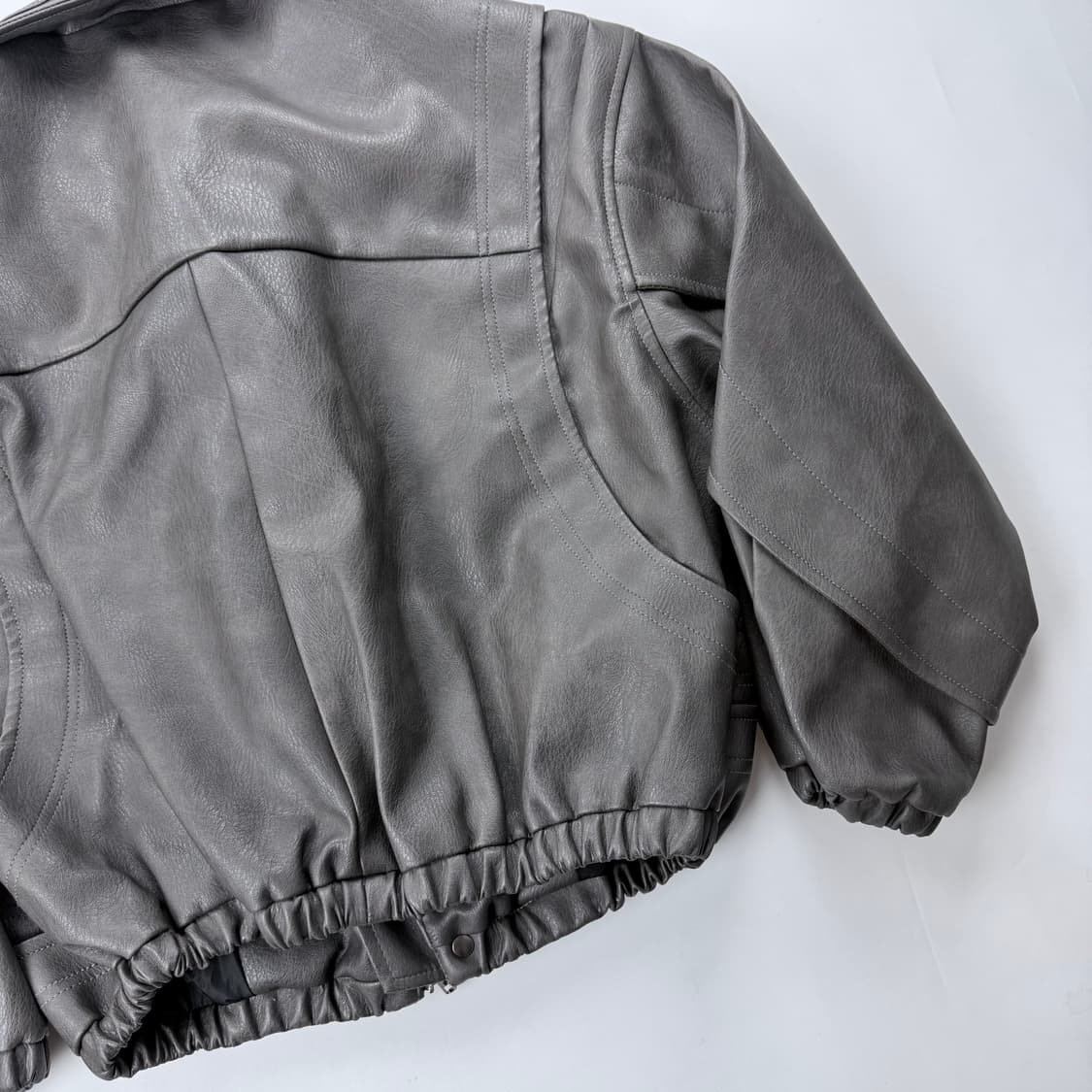 Leather 크롭 봄버 자켓 상품이미지9