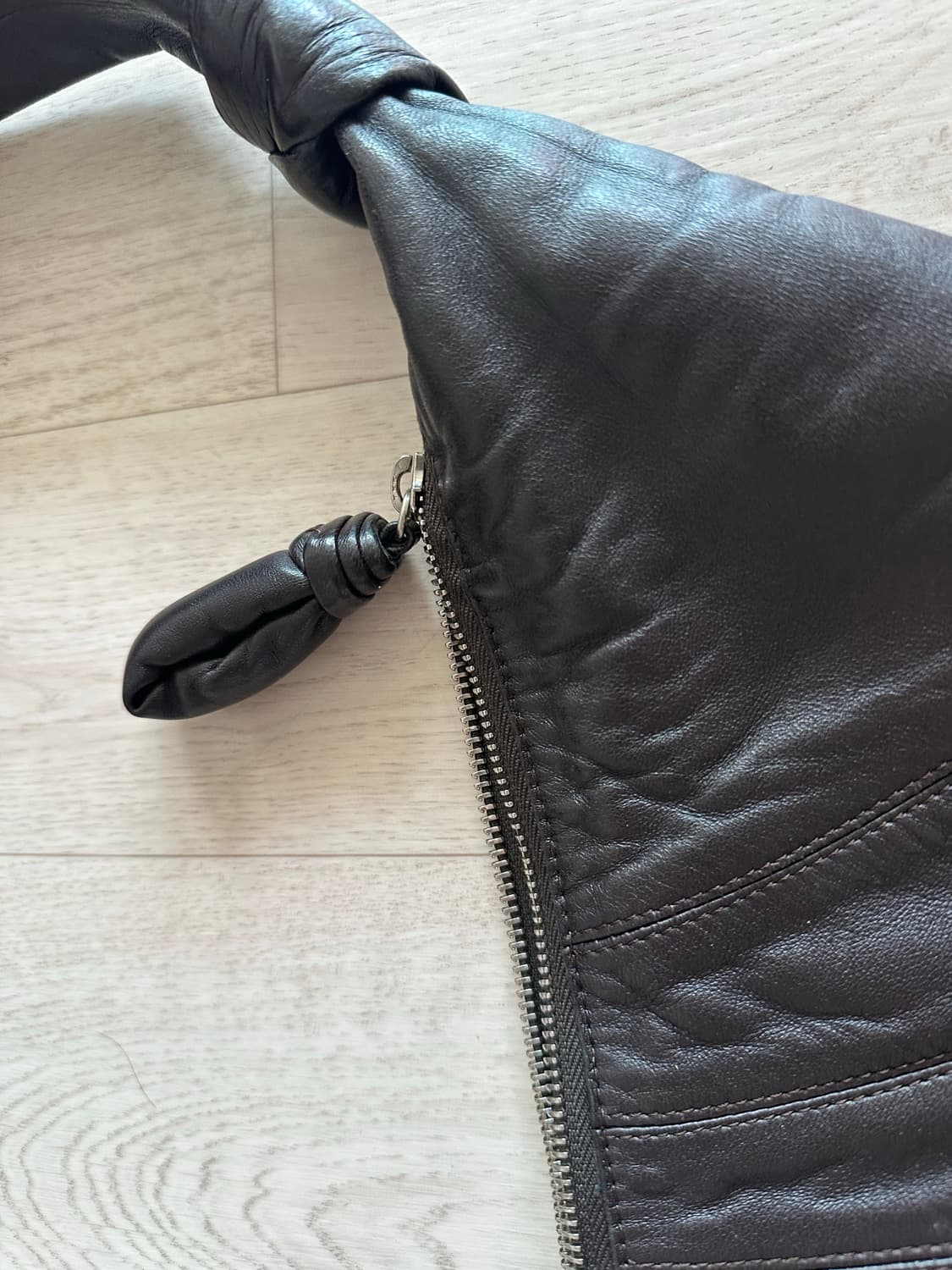 르메르 크로아상백 다크초코 미디움 상품이미지3