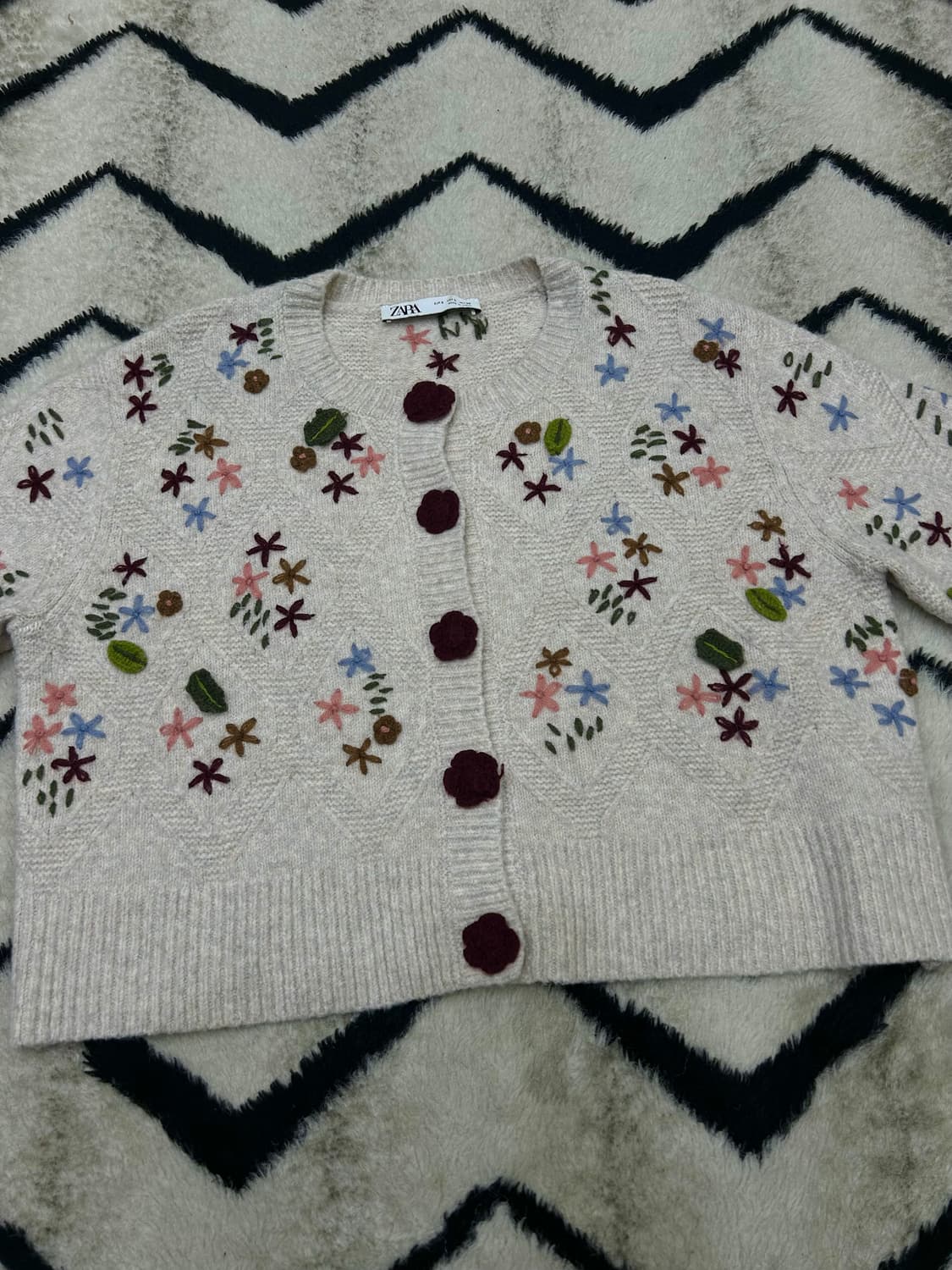 [한국M]ZARA 플라워 자수 크롭 가디건 상품이미지2