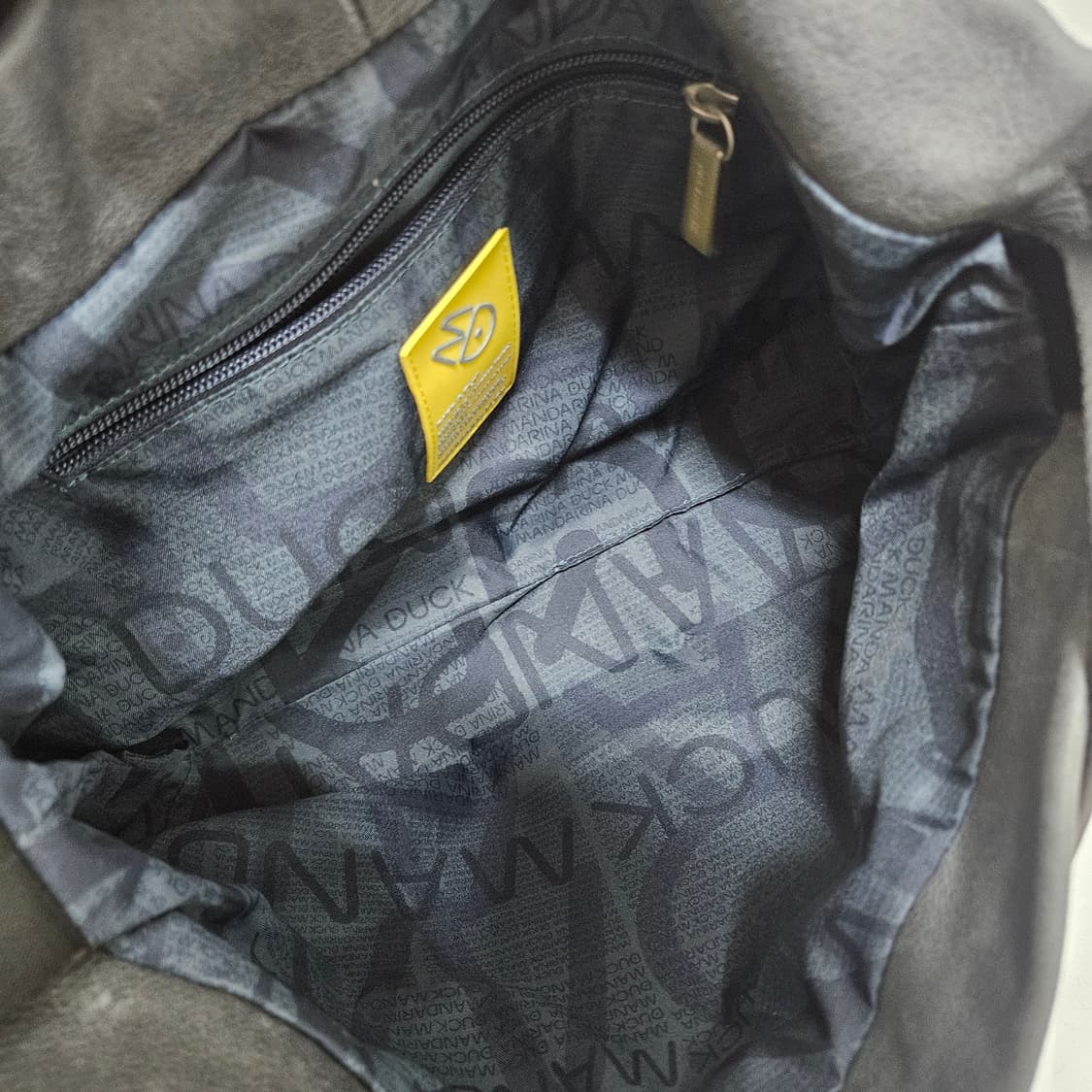 만다리나덕 리얼레더 크로스백 상품이미지6