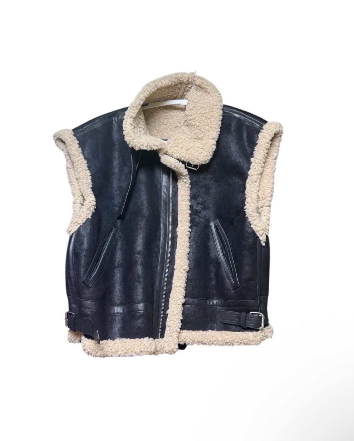 아르코이리스 무스탕 조끼 상품이미지3