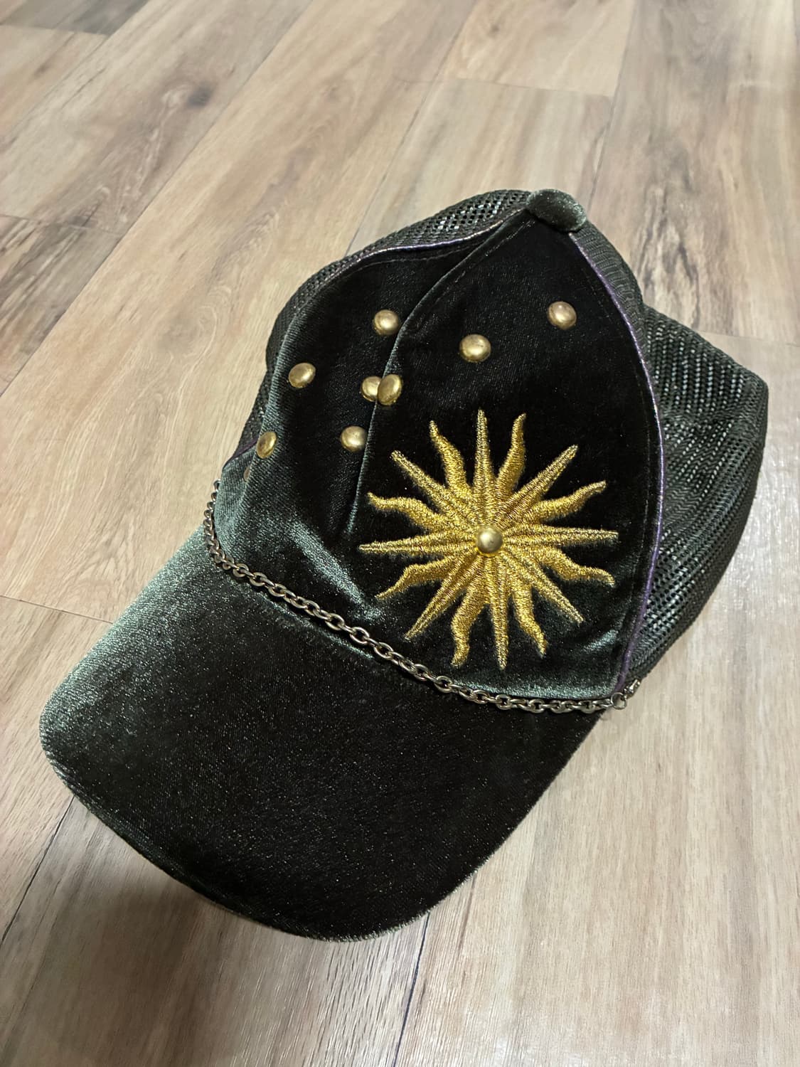 [새상품] 벨벳 체인 자수 모자 볼캡 상품이미지3