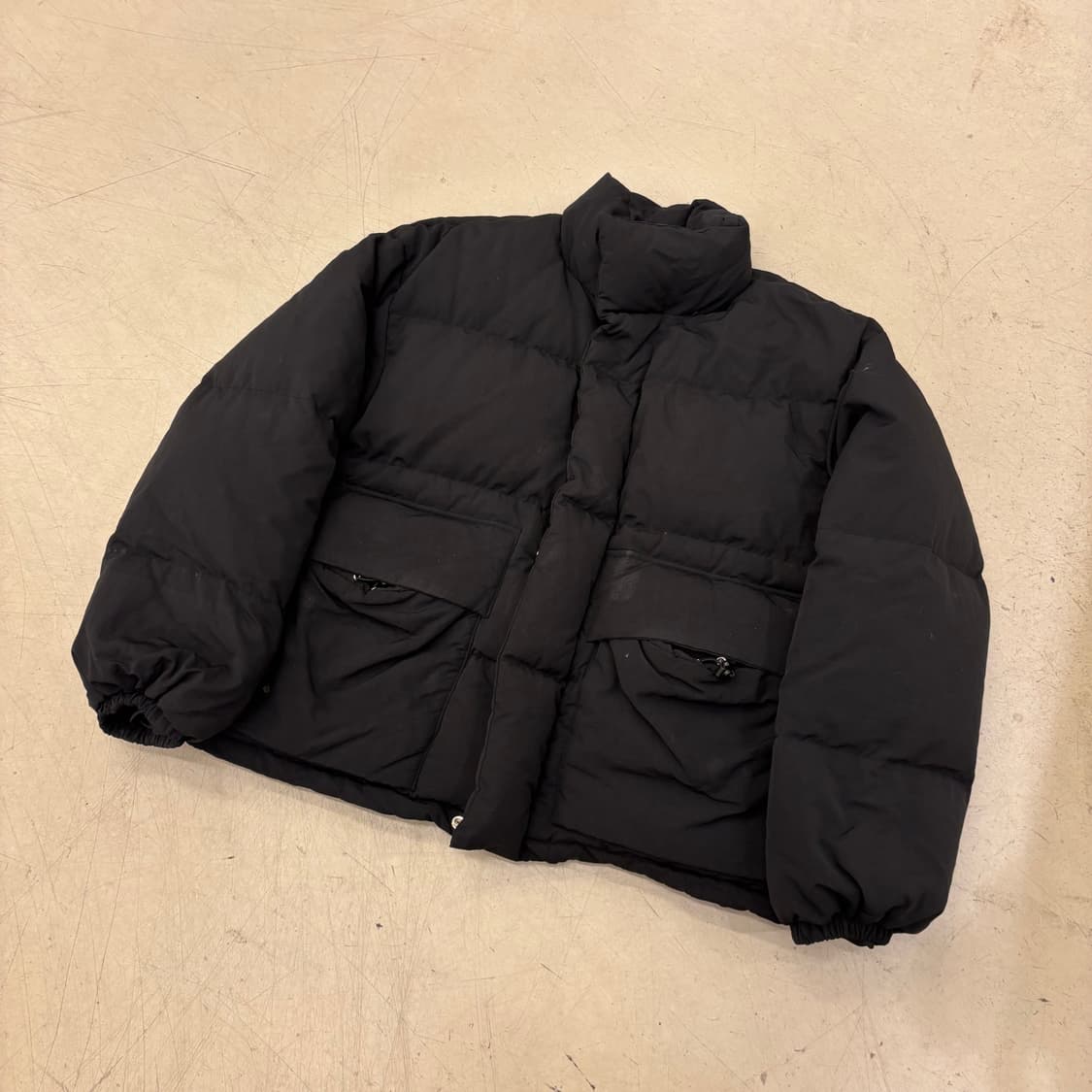 빈티지 블랙 푸퍼 다운 패딩 상품이미지1