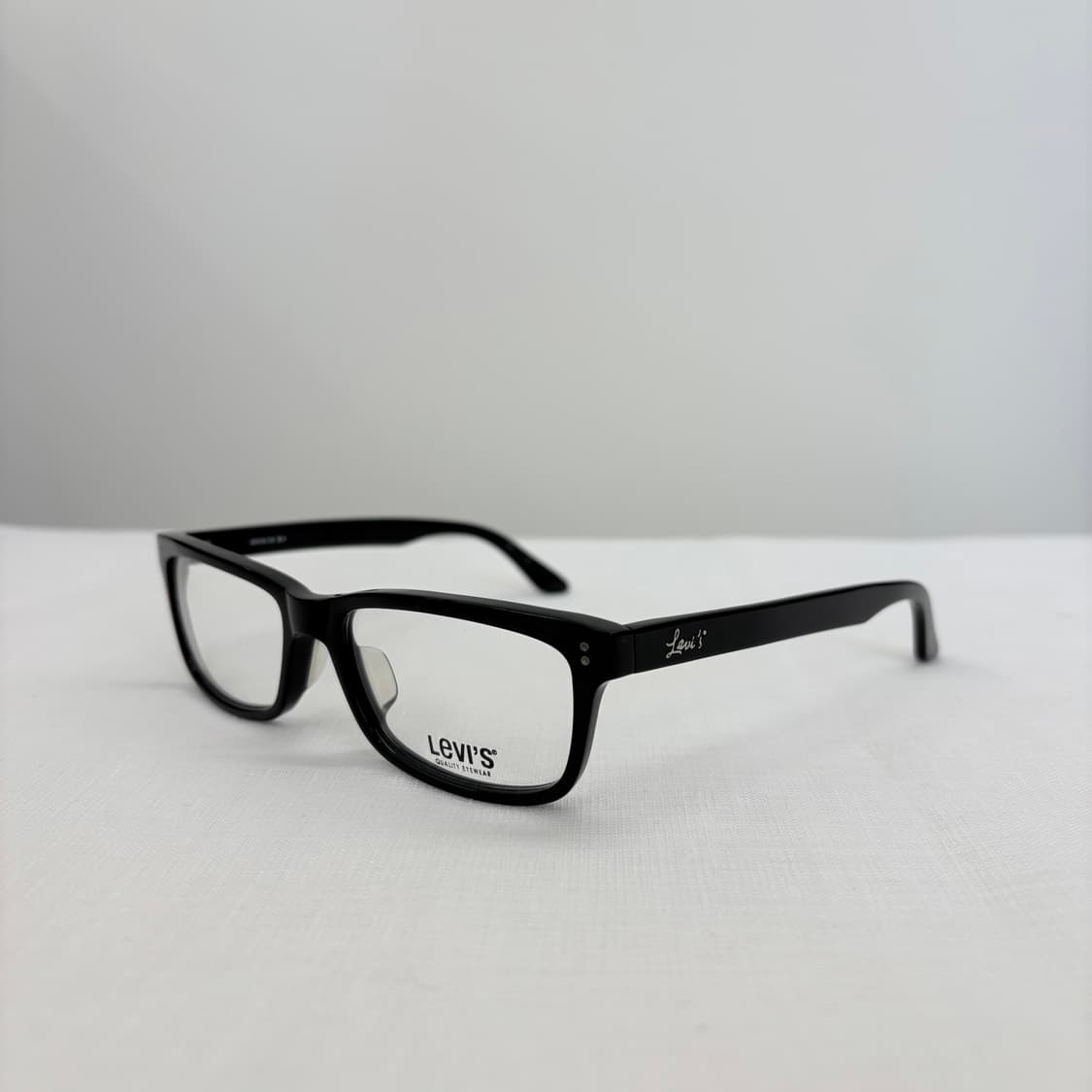 LEVI'S 리바이스 블랙 빈티지 뿔테  상품이미지2
