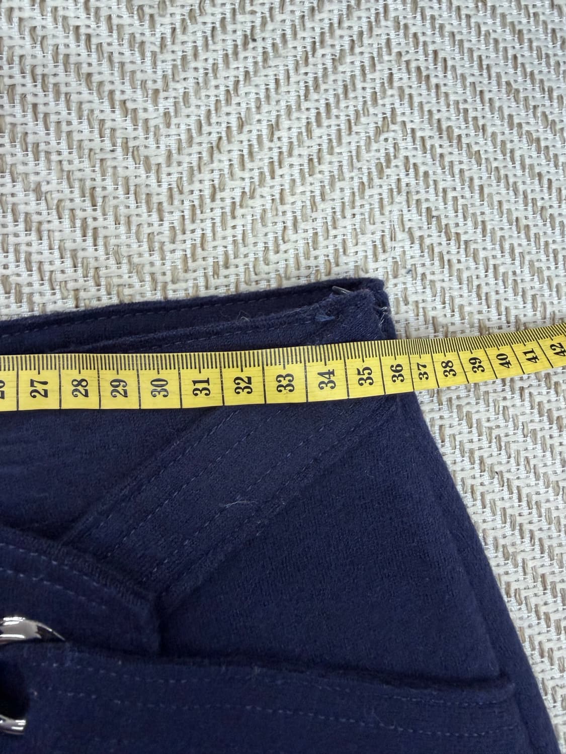 매장판정품) 메릴링 이태리 21ss 랩 스타일 네이비 스커트 38 상품이미지9