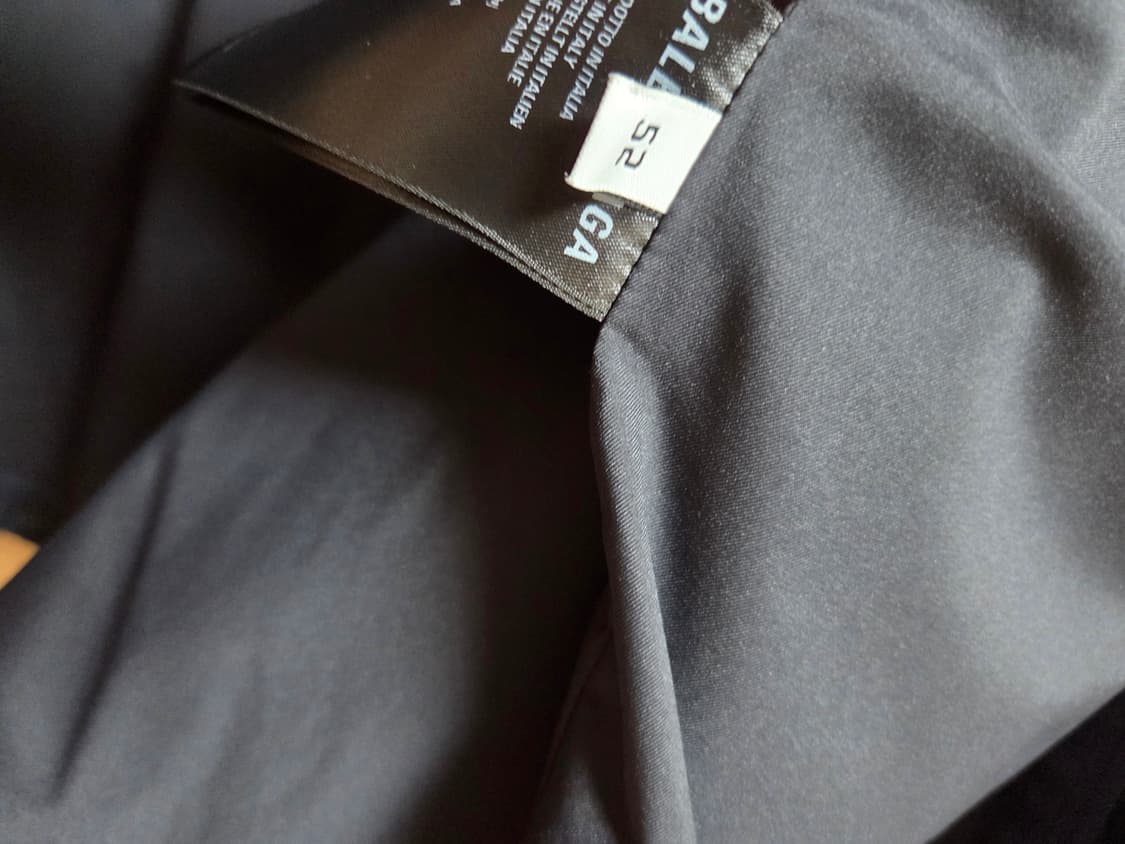 발렌시아가 바람막이 52사이즈 상품이미지2