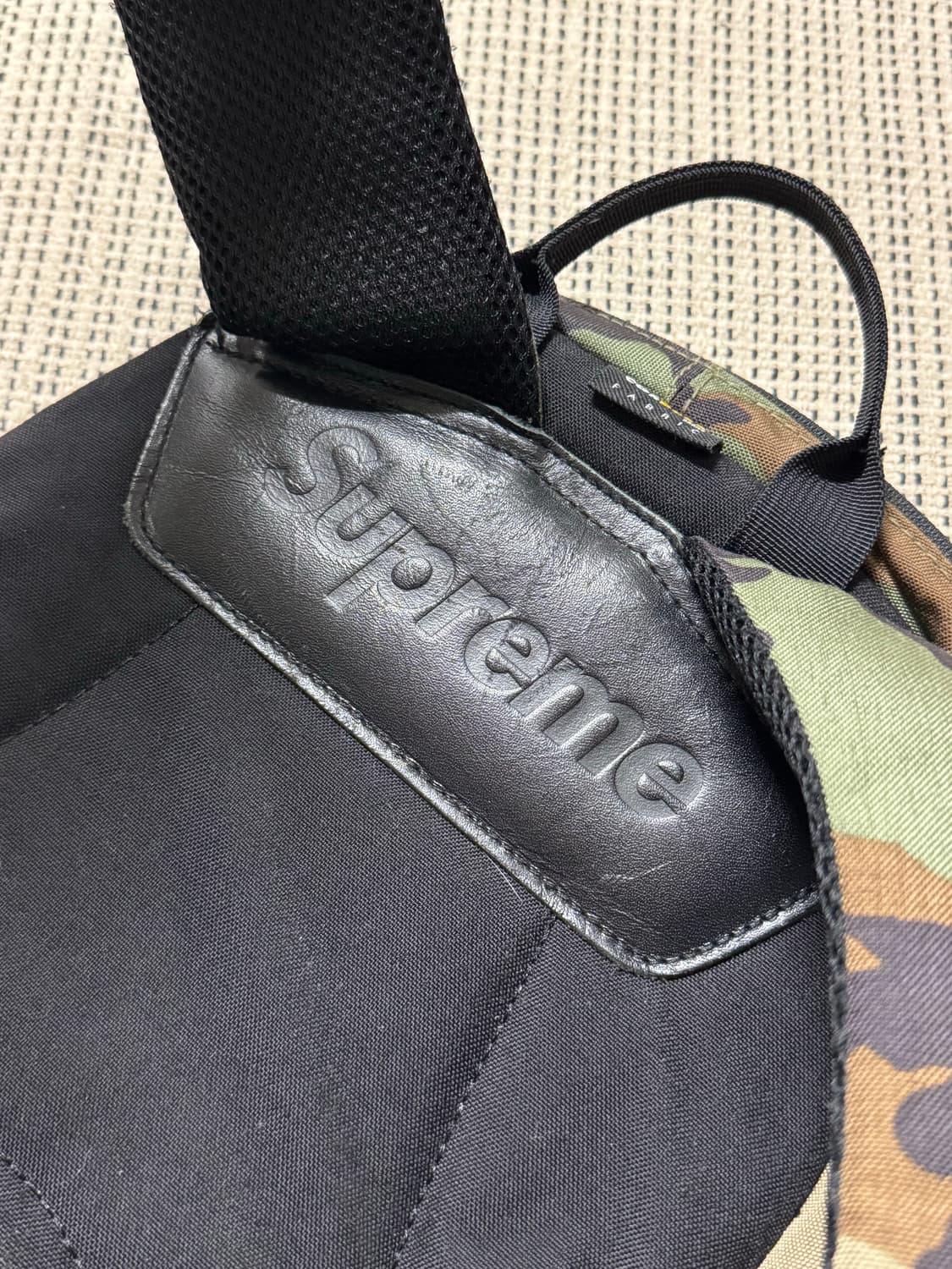 슈프림 15FW 컨투어 카모 우드랜드 백팩 상품이미지7