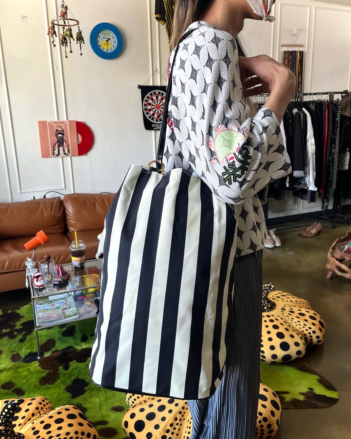 ViVi fleurs Stripe Bucket Duffle Bag 상품이미지2