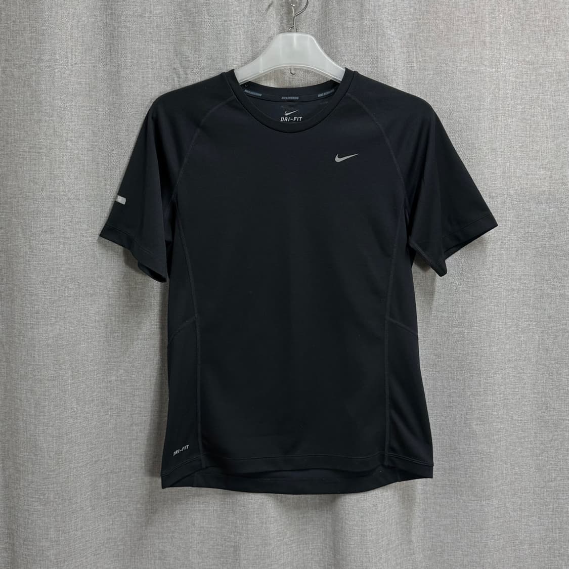 [M] 나이키 드라이핏 반팔 블랙 기능성 티셔츠 상품이미지1