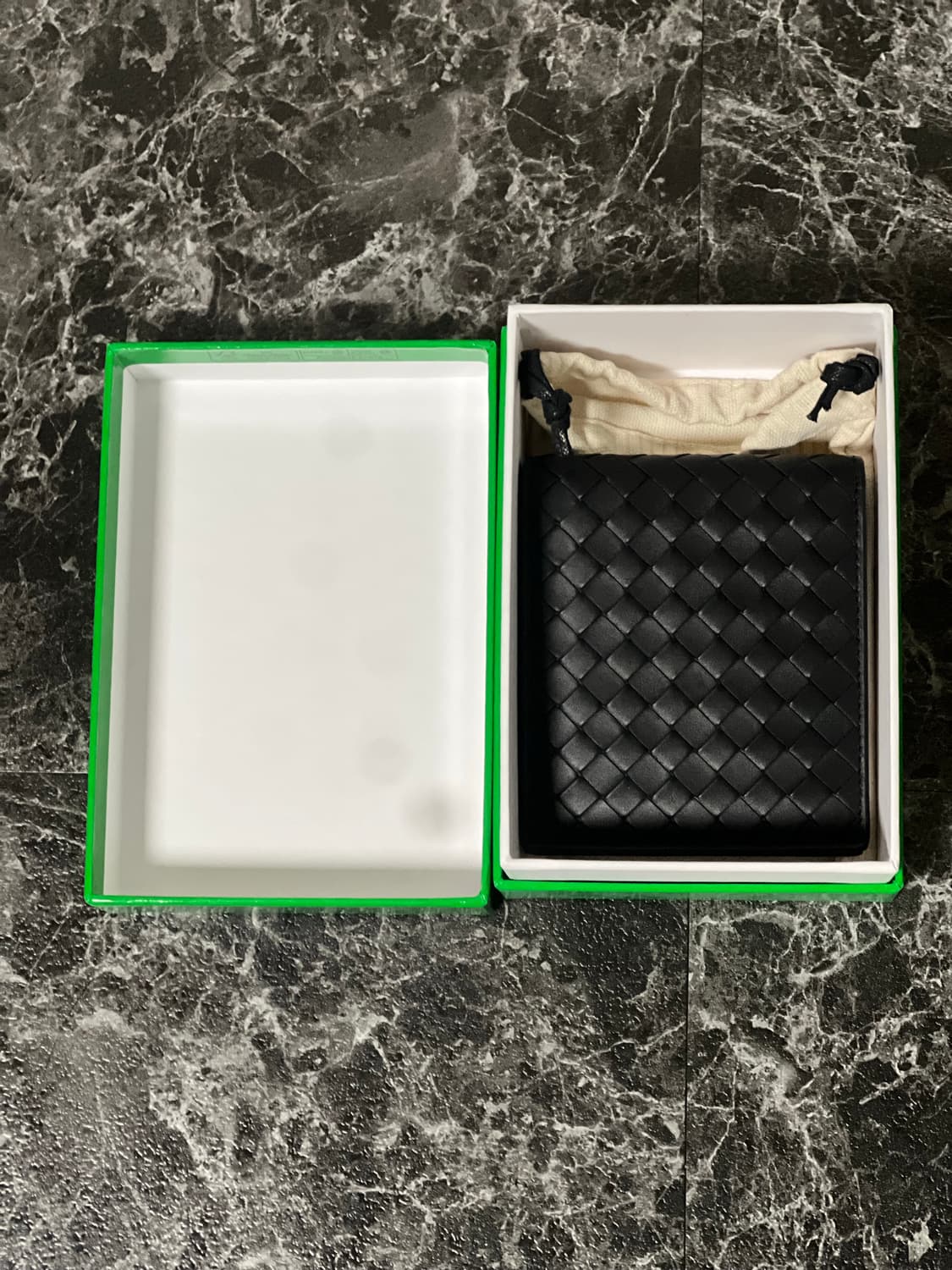 보테가베네타 반지갑 블랙 상품이미지4