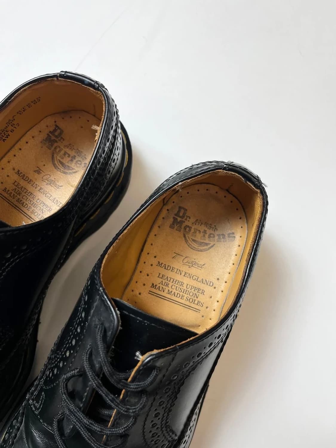 닥터마틴 3989 브로그 윙팁 슈즈 Q1350 상품이미지5