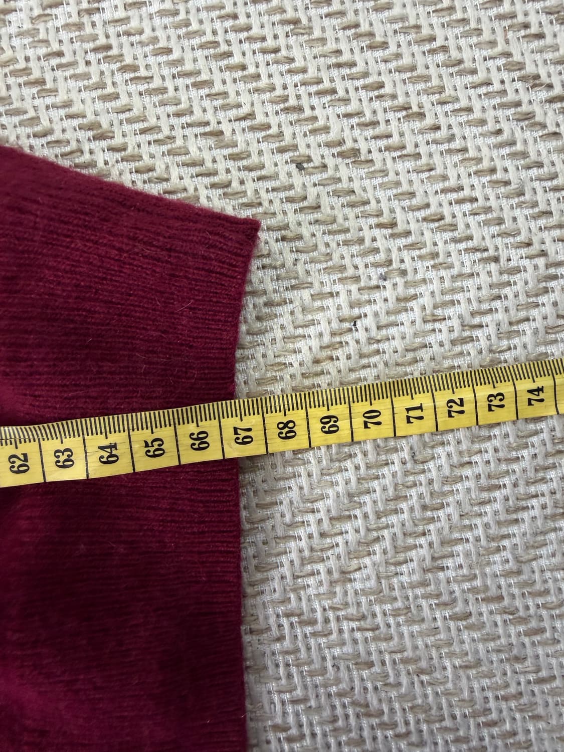 매장판정품) 끌로디피에로 캐시미어 혼방 여성니트 2 상품이미지10