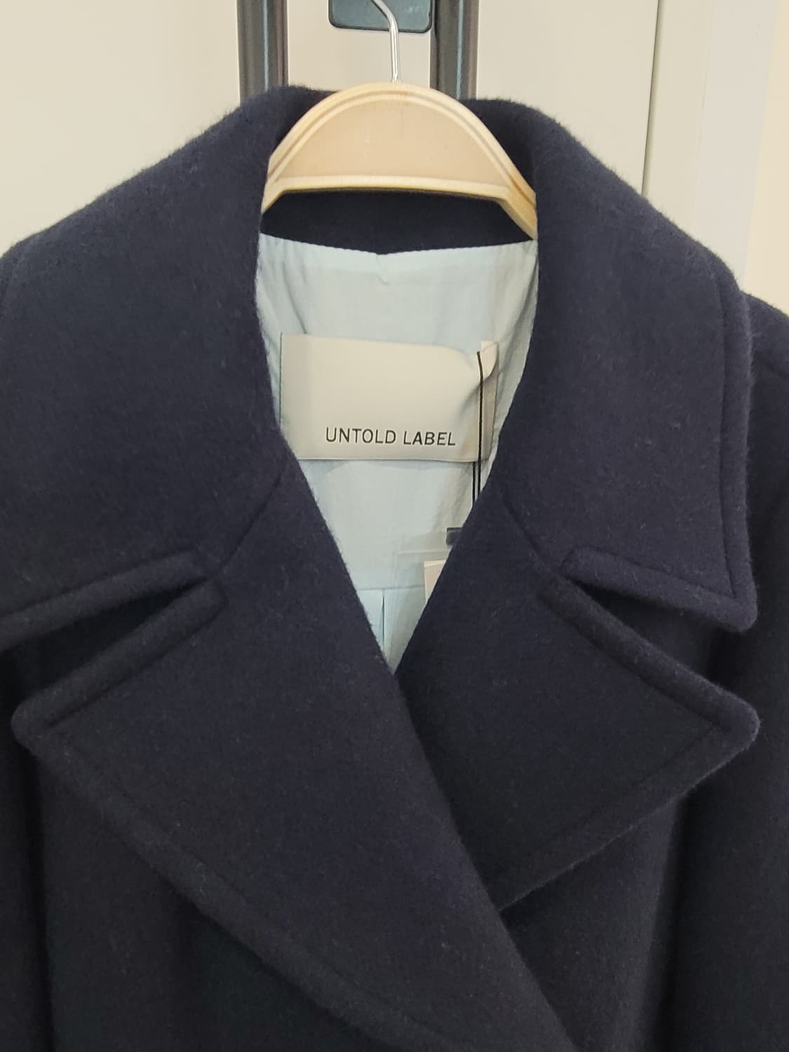 언톨드레이블 클래식 숏 피코트 네이비 M사이즈 택달린새제품 상품이미지4