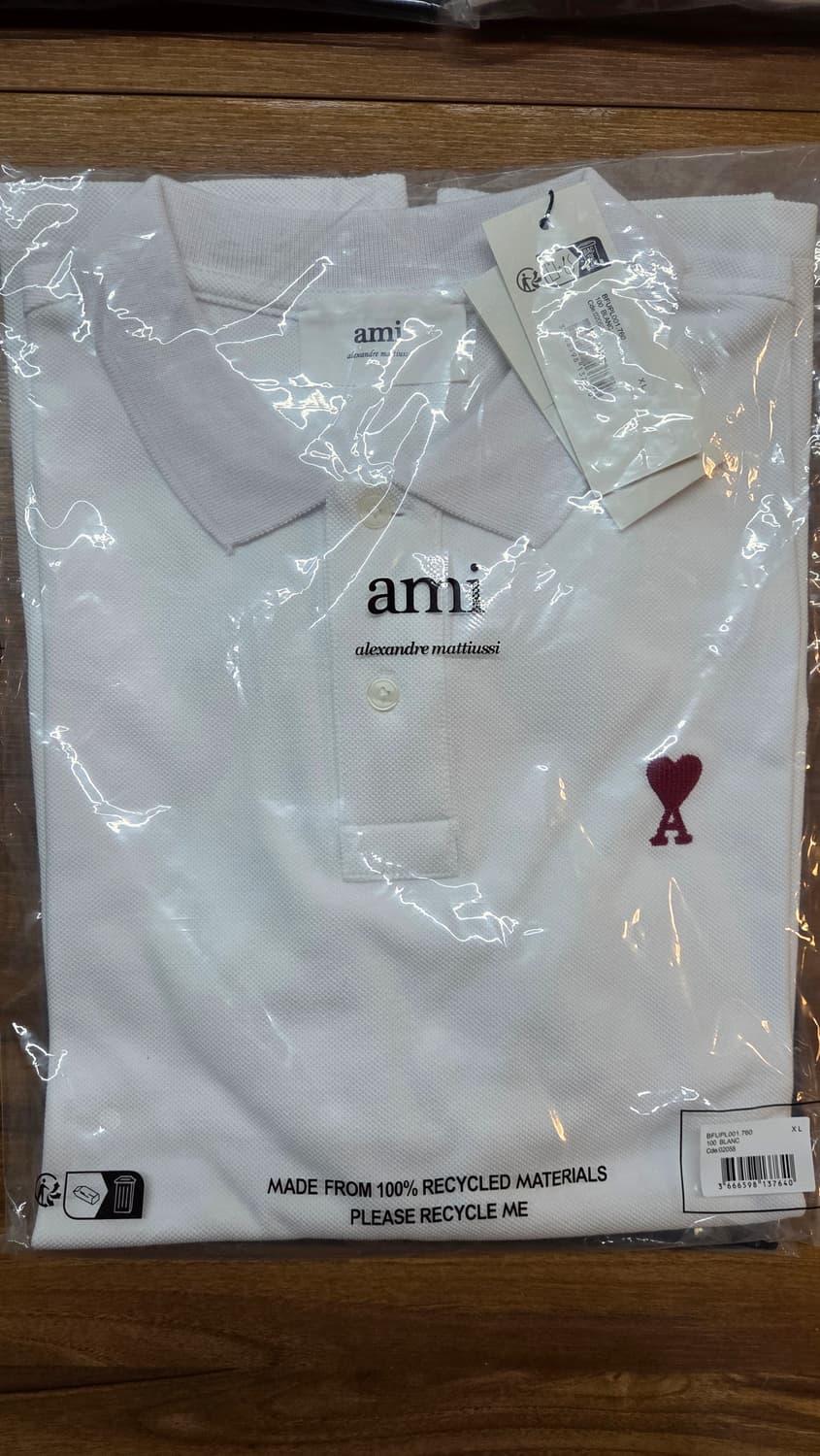 (새상품/정품)아미 스몰하트 반팔 카라티XL 상품이미지1