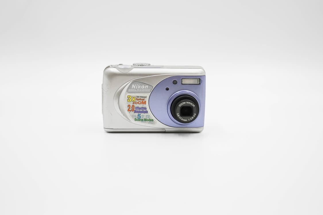 Nikon COOLPIX 2000 (니콘 쿨픽스 2000) 상품이미지3