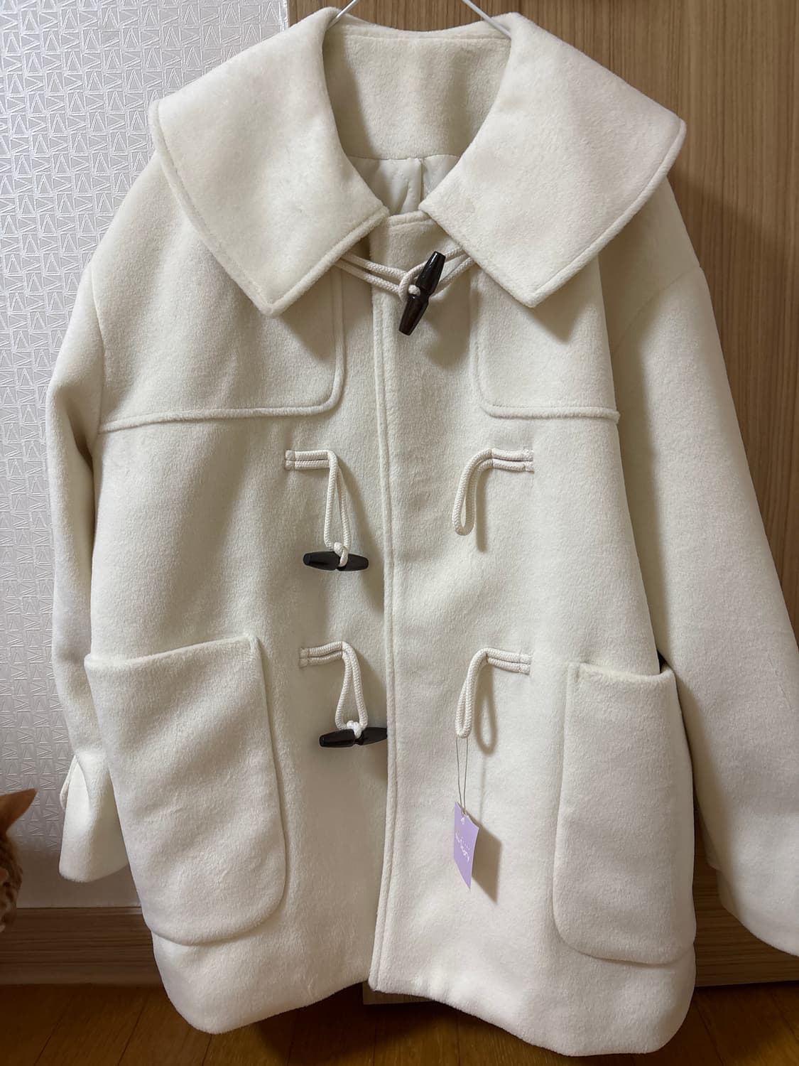 아이보리 떡볶이 숏코트 상품이미지1