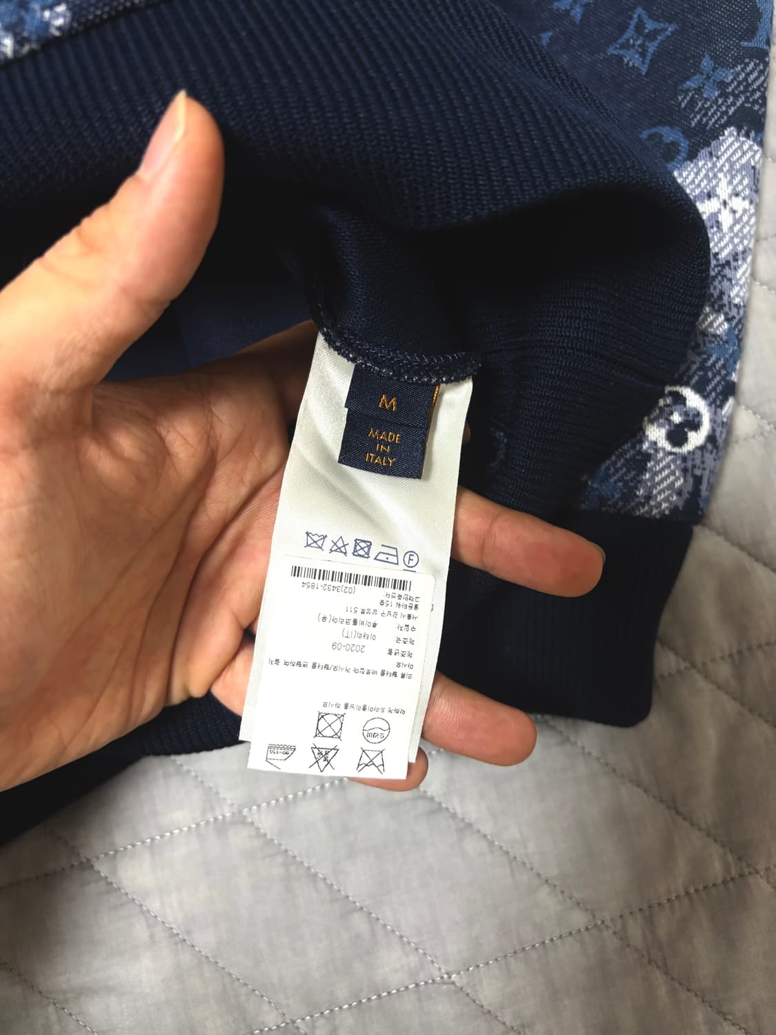 루이비통 태피스트리 맨투맨 상품이미지3