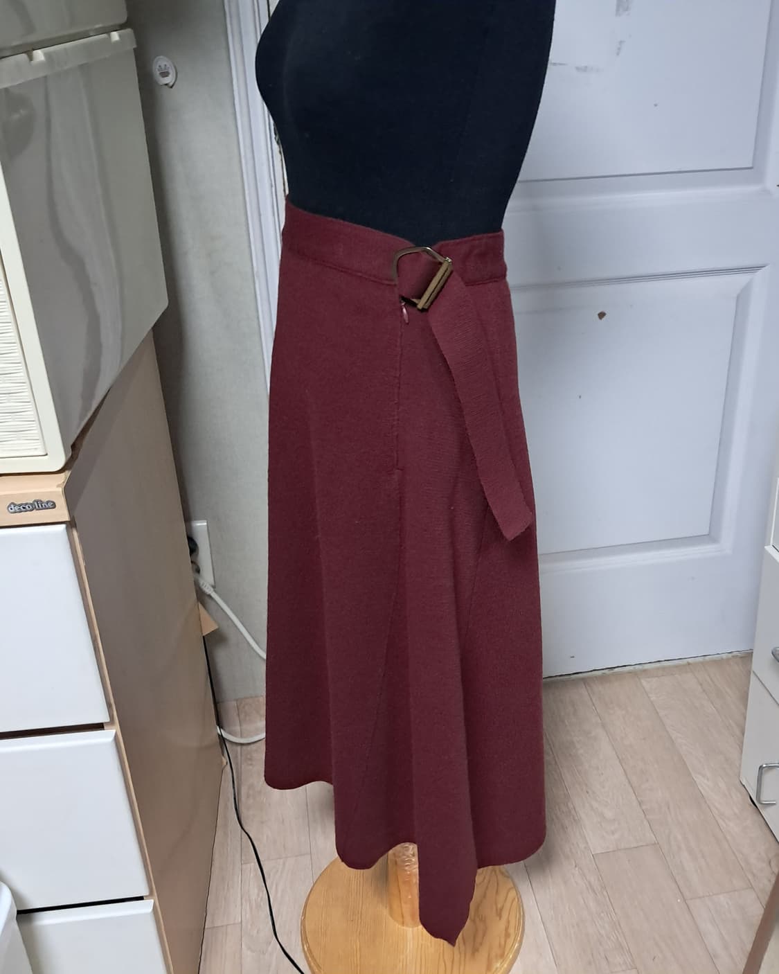 한섬 시스템 A라인 모100%스커트 55(상태상급) 상품이미지2