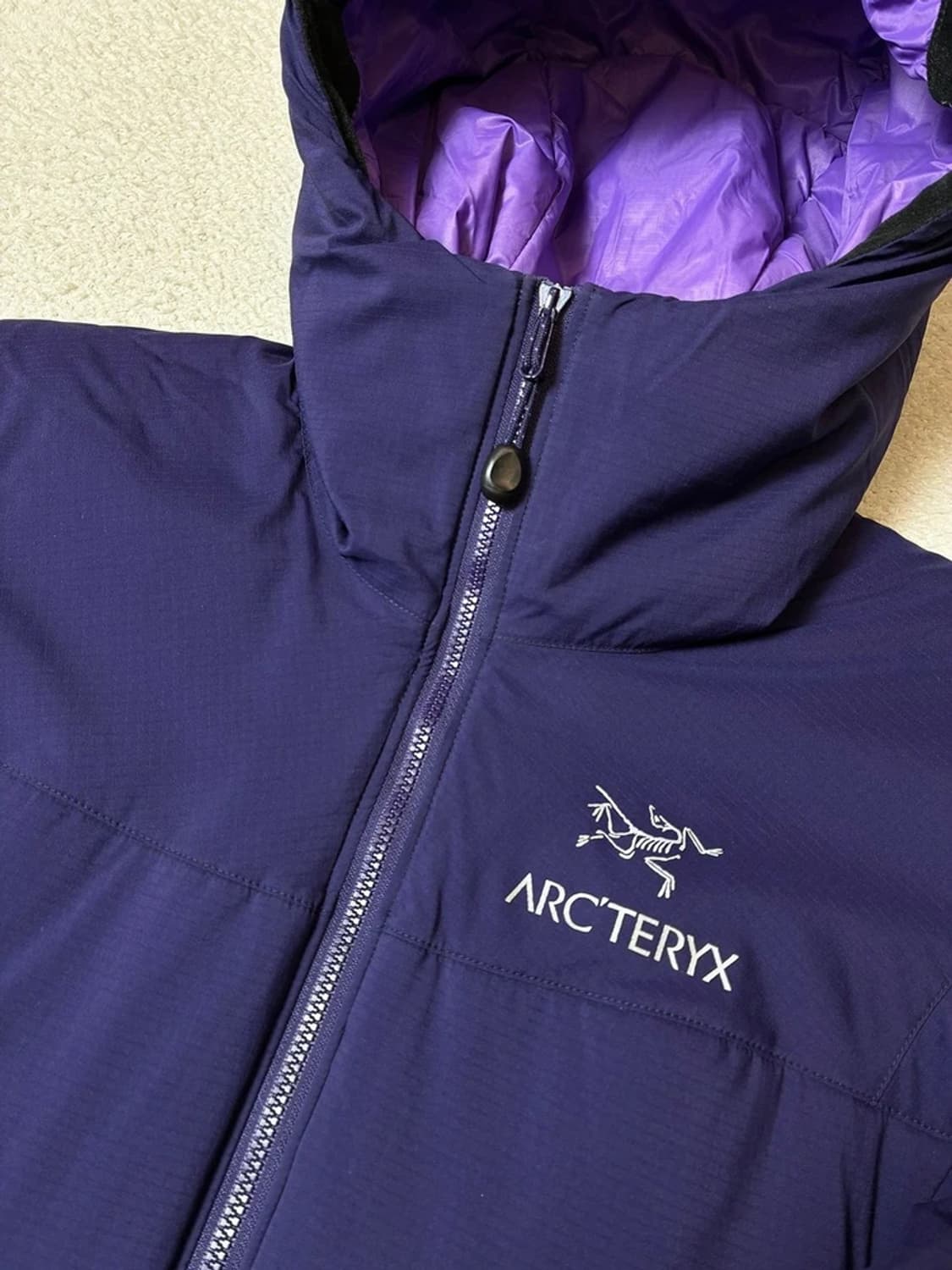 아크테릭스 우먼스 아톰 고프코어 푸퍼 자켓 PN8038 상품이미지3