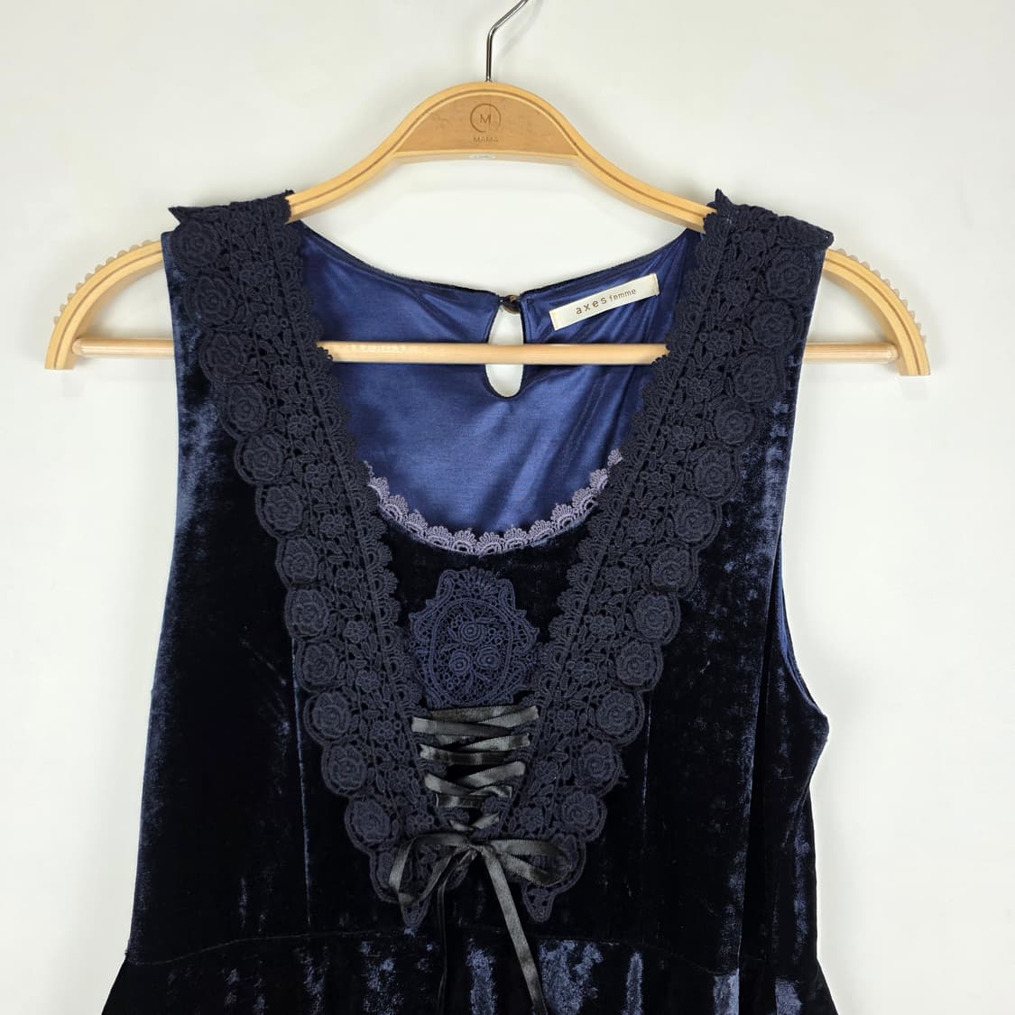 axes femme 아일렛 벨벳 러블리 원피스 상품이미지2