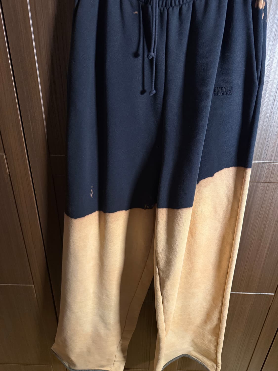 23ss 베트멍 블리치드 투톤 팬츠 상품이미지3