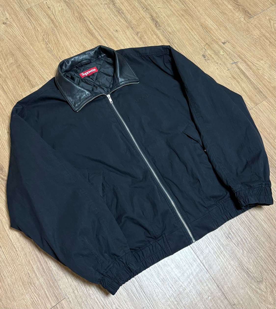 (L) 25ss 슈프림 레더 카라 유틸리티 자켓 상품이미지1