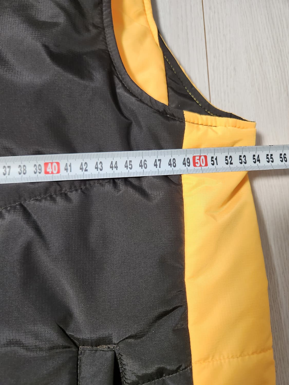 새상품급)애플라인드 리버시블 패딩 베스트 양면조끼 사이즈100(L)

여 상품이미지8