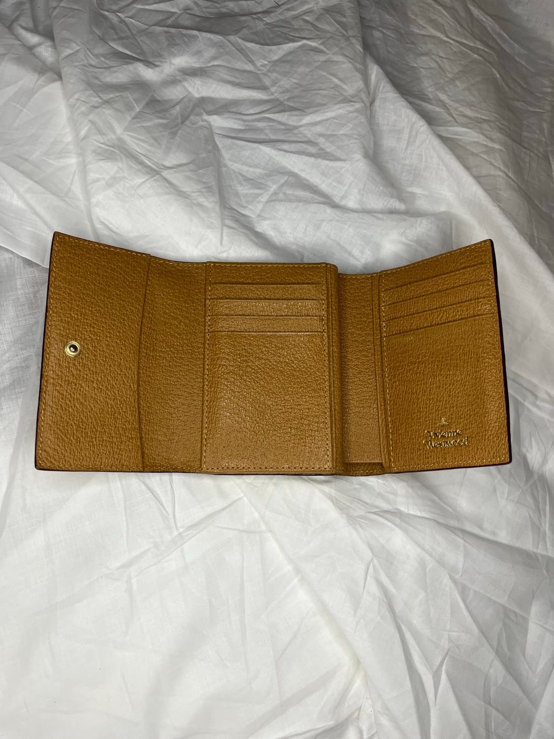 비비안 웨스트우드 탄 레더 트라이폴드 월렛 상품이미지3