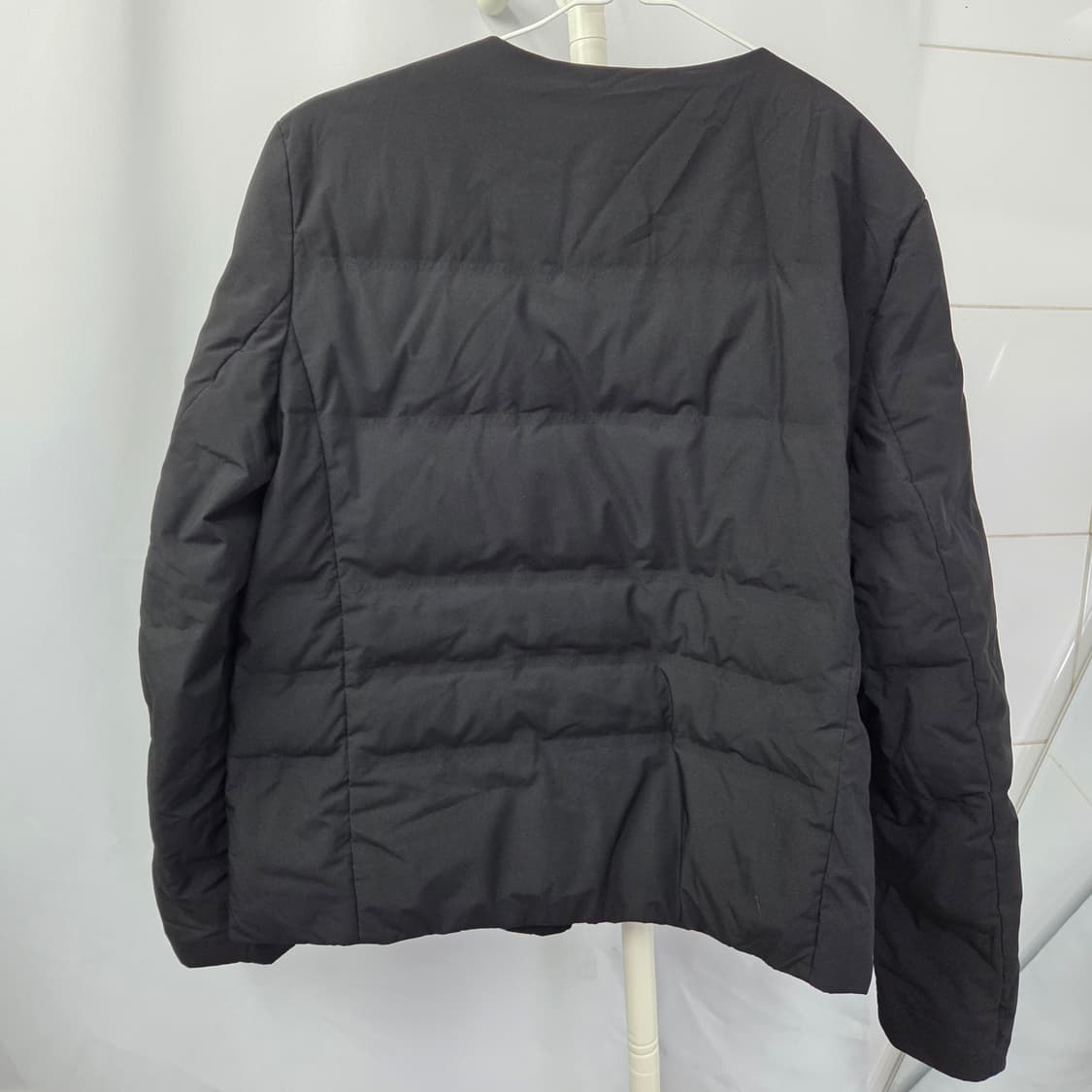 77/106 에잇세컨즈 오리털 경량 패딩  상품이미지6