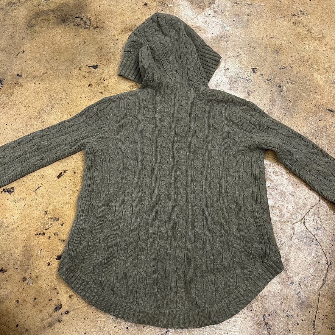 폴로 랄프로렌 카키 꽈배기 니트 후드 가디건  상품이미지4