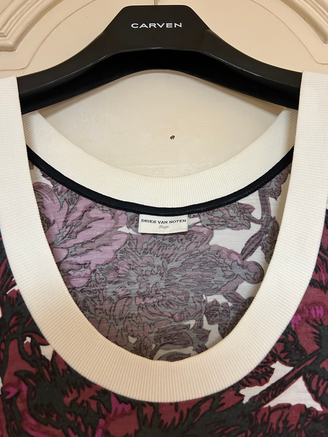 드리스반노튼 민소매 티셔츠 상품이미지3