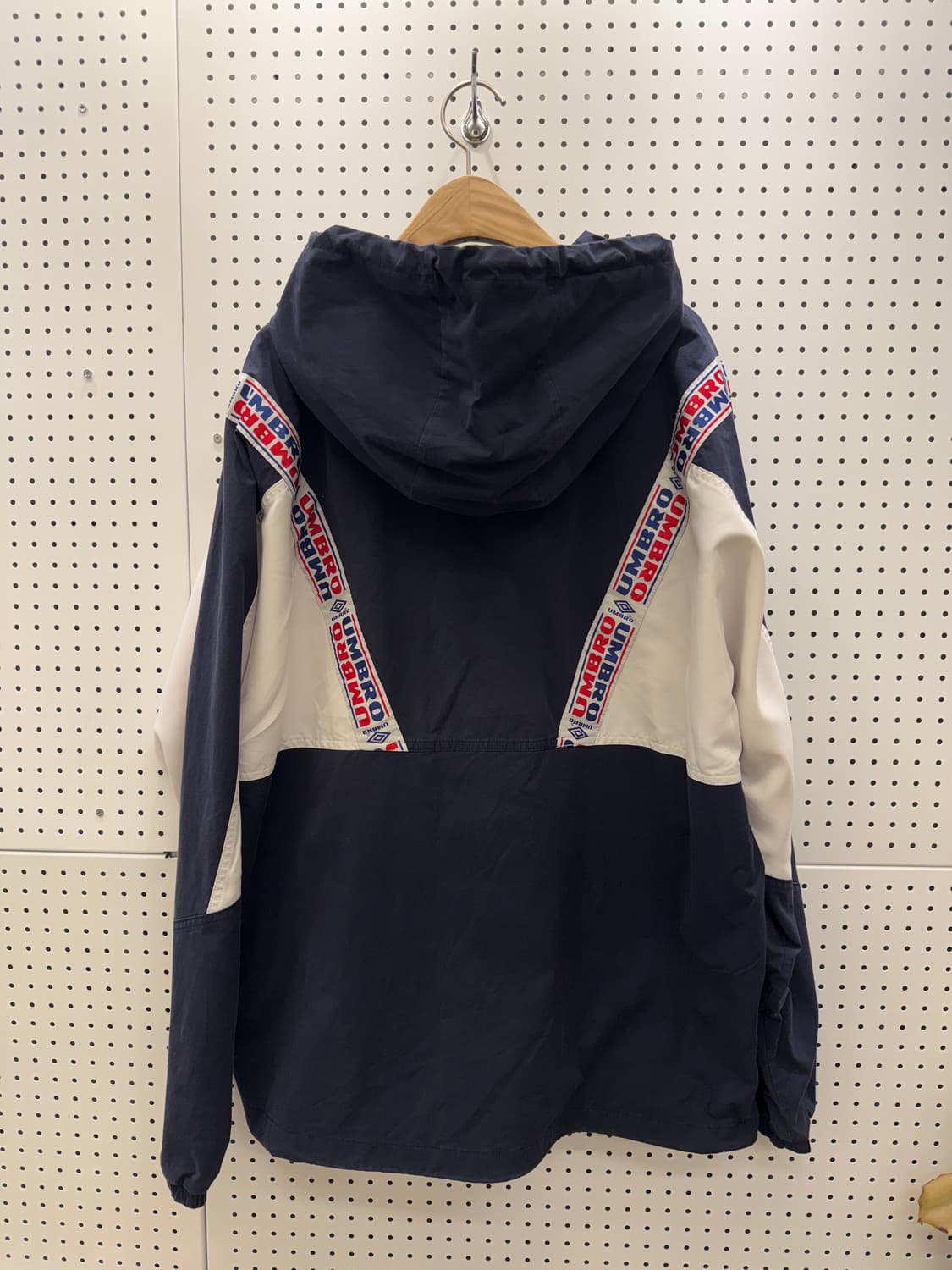 엄브로 사이드라인 아노락 U168 상품이미지3