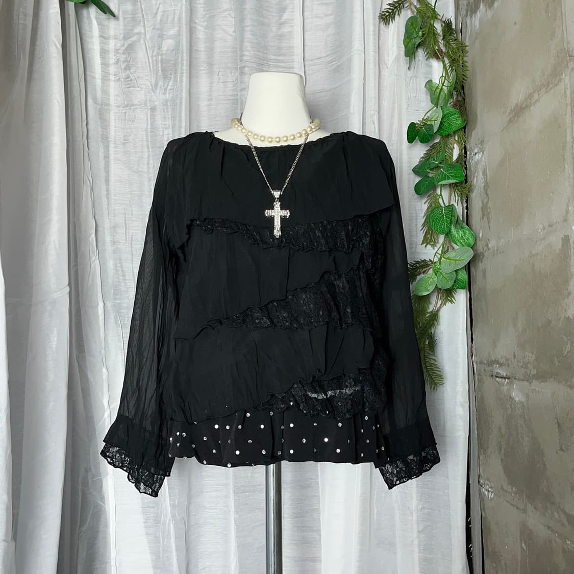 고스 프릴 롱 슬리브 상품이미지1