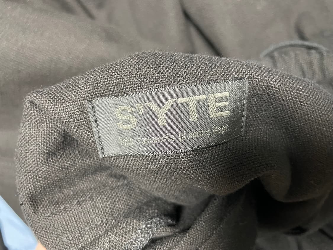 요지 야마모토 S'YTE 남성 블랙 자수 코트 팬츠 셋업 상품이미지6