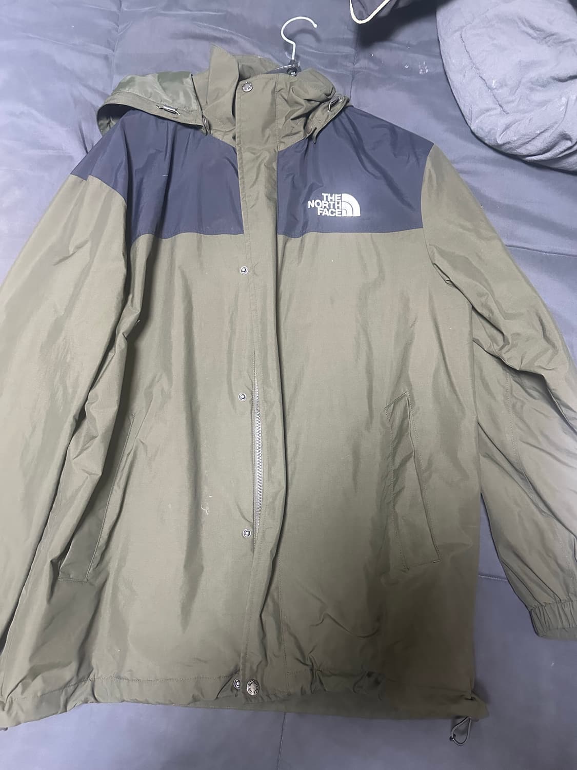 노스페이스 바람막이 L 상품이미지1