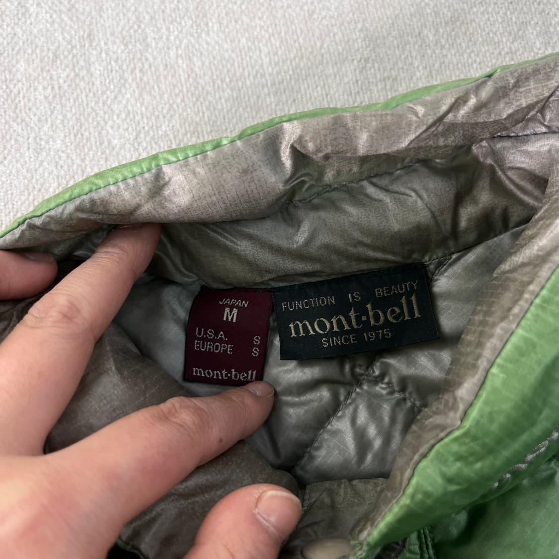 95 몽벨 일본판 덕다운 퀄팅 패딩 상품이미지3