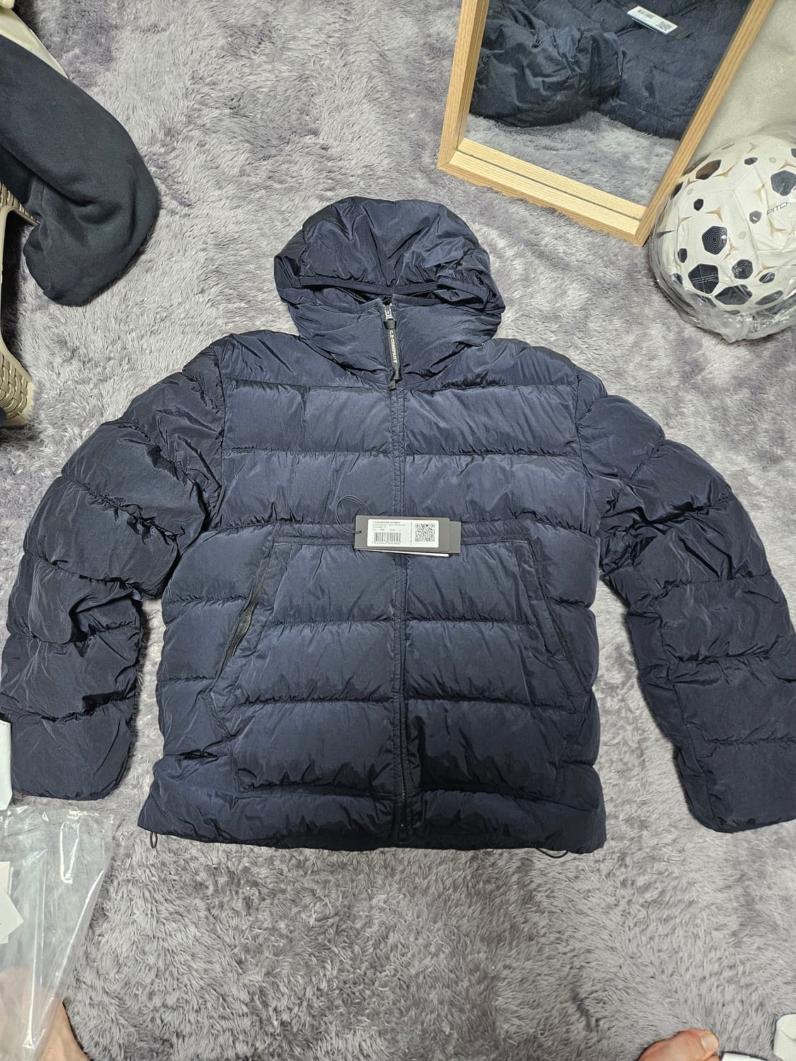 CP 컴퍼니 CHROME-R 패딩 자켓 L 상품이미지1