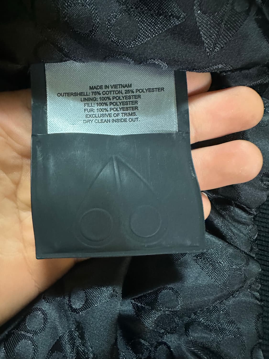 무스너클 버니스웨터 새상품급 백화점판 판매합니다 상품이미지6